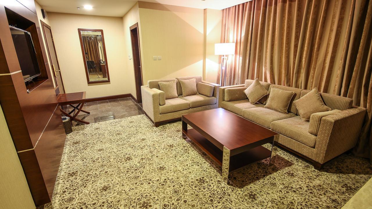 Rabigh Park Hotel Buitenkant foto
