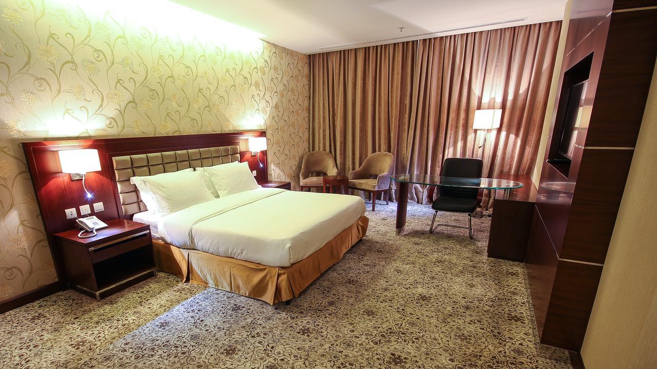 Rabigh Park Hotel Buitenkant foto