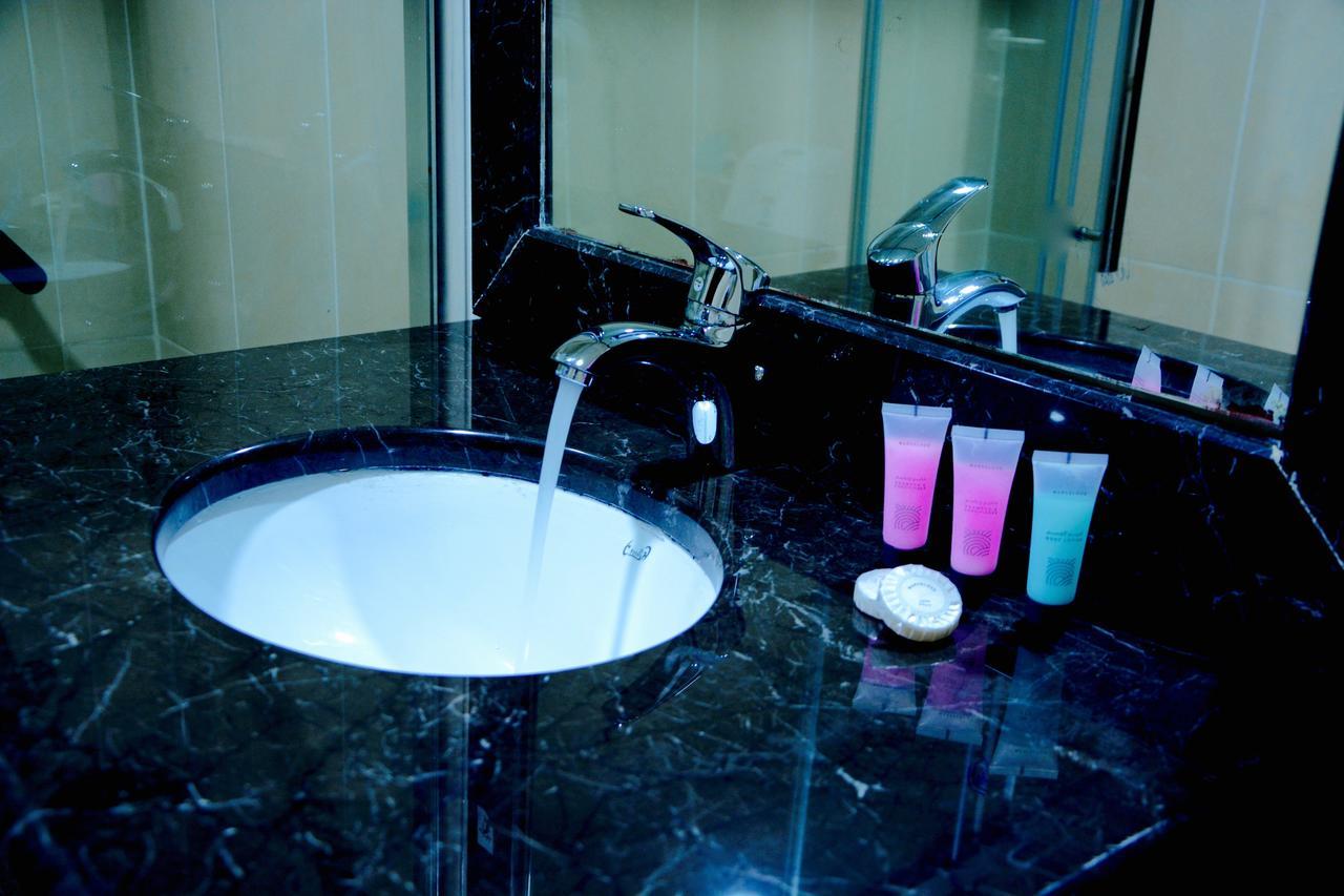 Rabigh Park Hotel Buitenkant foto